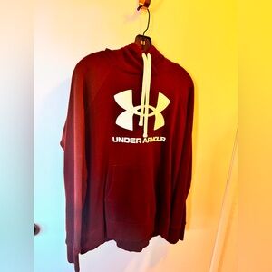 UnderArmour Hoodie! ♥️